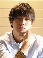 SHIN(シン)