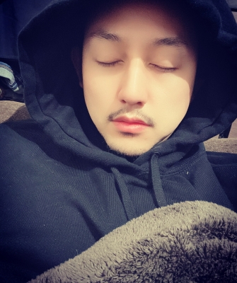 RYOGA(リョウガ) 年始って眠い