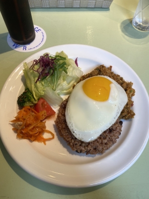 NATSU(ナツ) カレー食べてみた