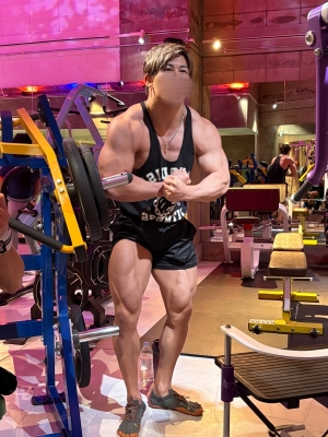 KENSHIROU(ｹﾝｼﾛｳ) 筋肉大渋滞🚗