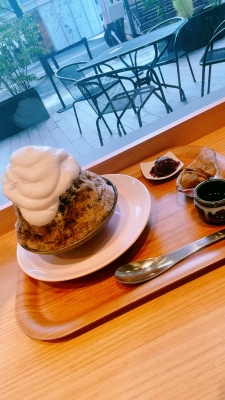 MAFUYU（ﾏﾌﾕ） 生クリームって美味しいよね(*´﹃｀*)