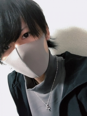 KATSUKI(カツキ) かまたくさんの動画を見て