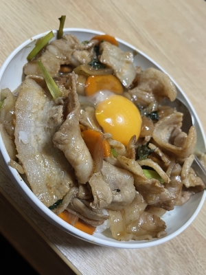 SEIGO(ｾｲｺﾞ) 冷蔵庫にあるもので作った男飯