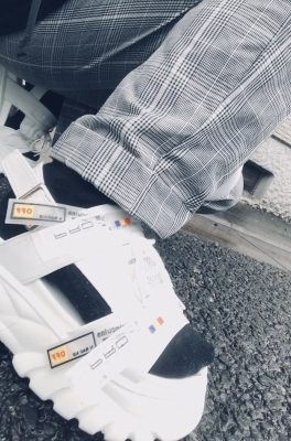 RINKU(リンク) 最近買ったサンダルがめちゃめちゃ可愛かった件 です。