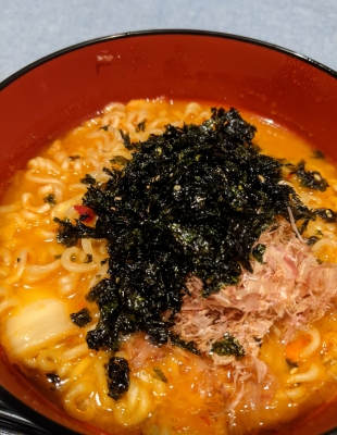 KONOSUKE(コウノスケ) 辛ラーメン