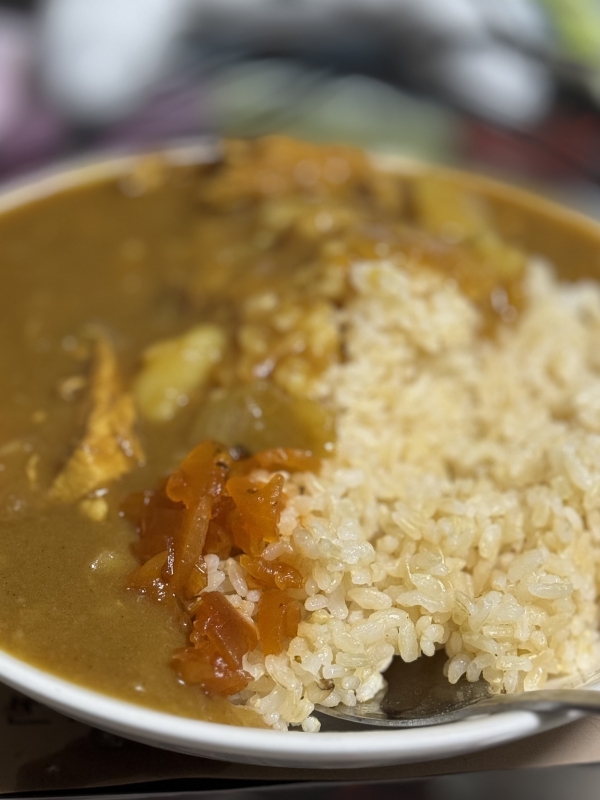 YUKIA(ﾕｷｱ) 華麗なる食卓