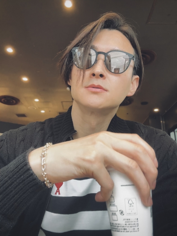 KONOSUKE(コウノスケ) 完璧に見えるのは努力の賜物