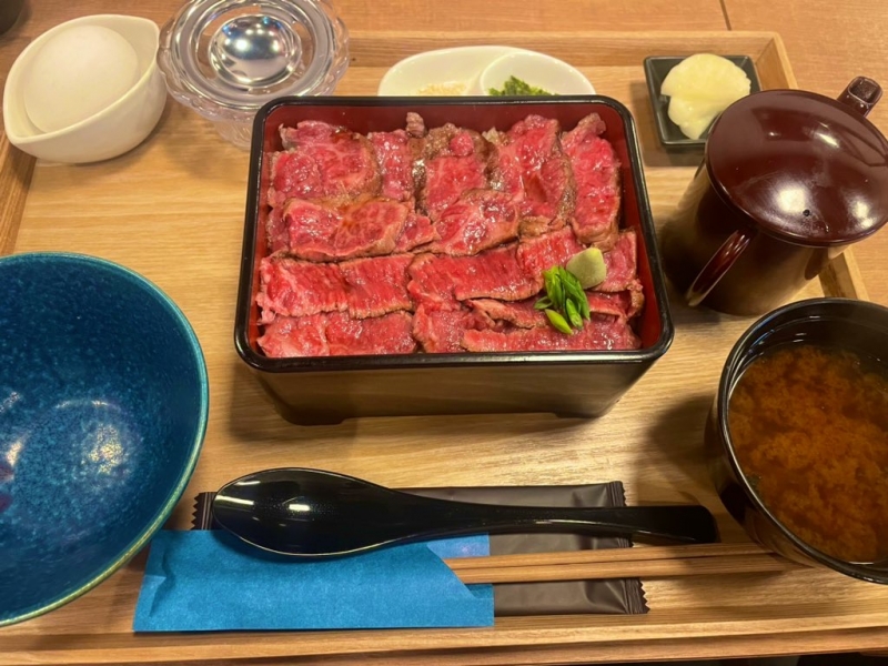 HISUI(ﾋｽｲ) お肉！